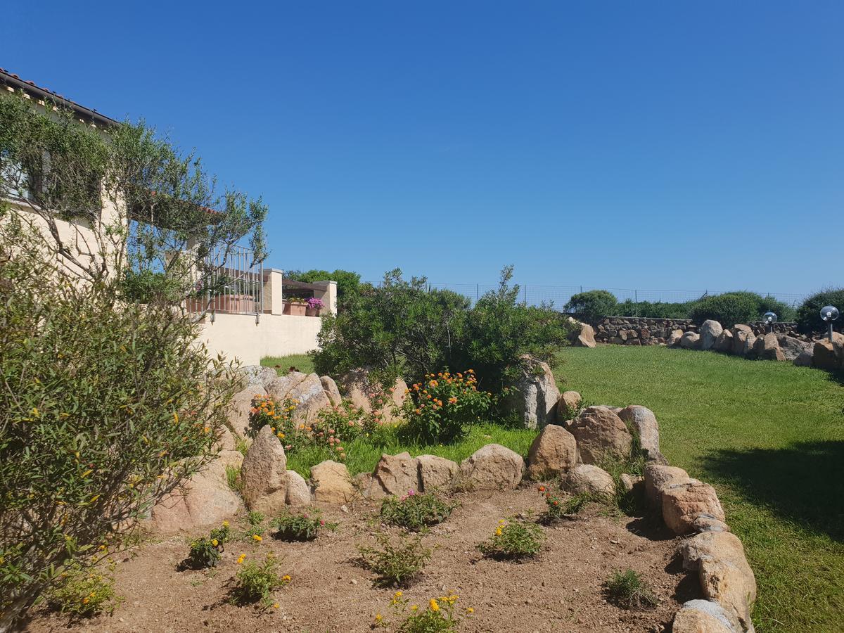 Villa Sprafundu La Maddalena  Exteriör bild