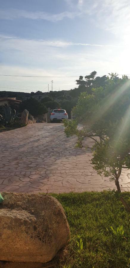 Villa Sprafundu La Maddalena  Exteriör bild